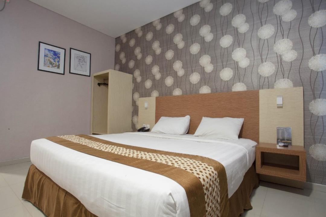 Neo Cempaka Hill Hotel Jembel Εξωτερικό φωτογραφία