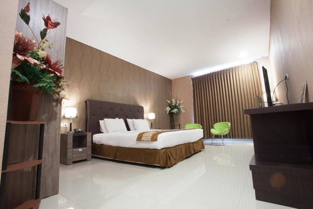 Neo Cempaka Hill Hotel Jembel Εξωτερικό φωτογραφία