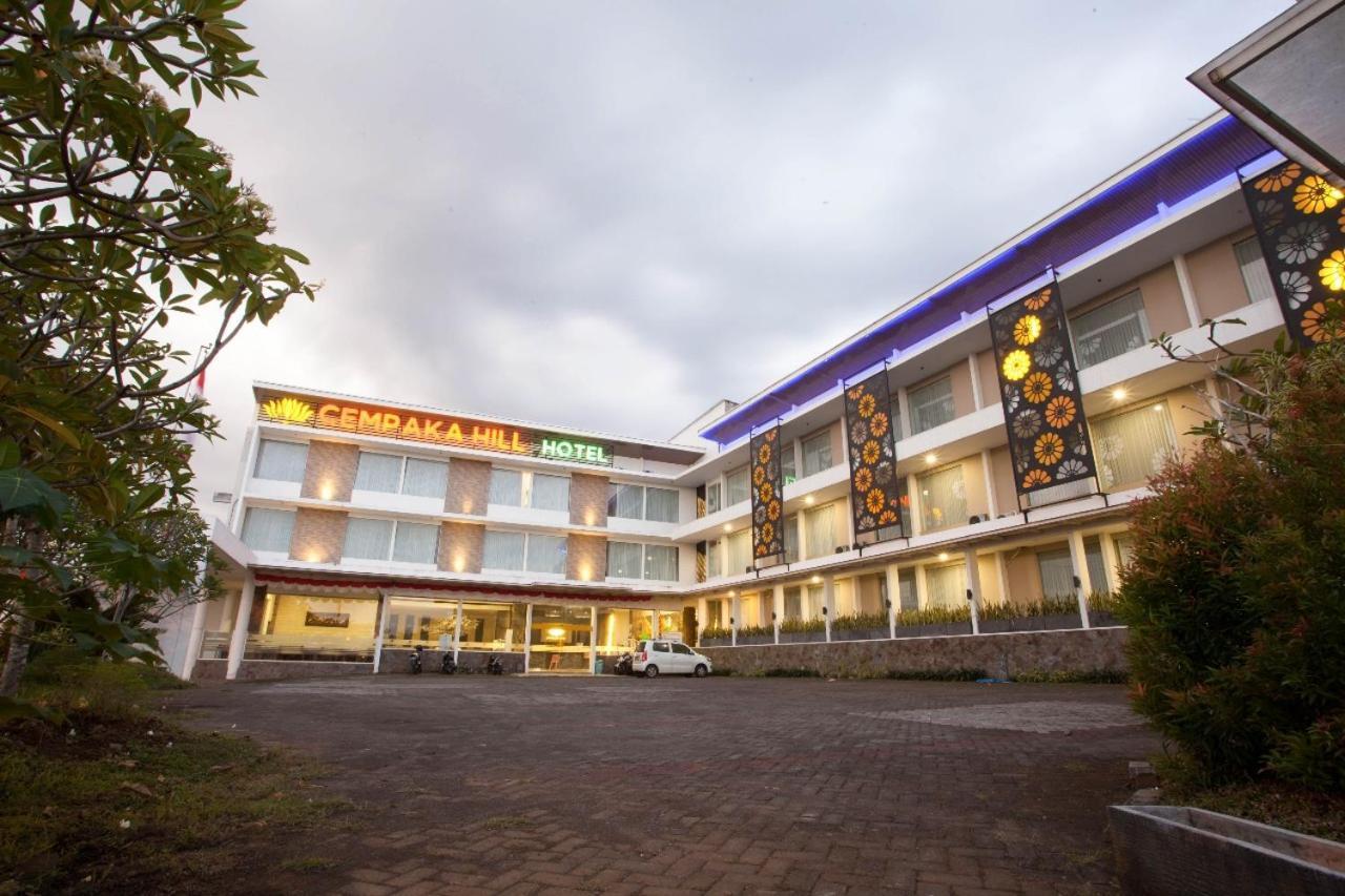 Neo Cempaka Hill Hotel Jembel Εξωτερικό φωτογραφία