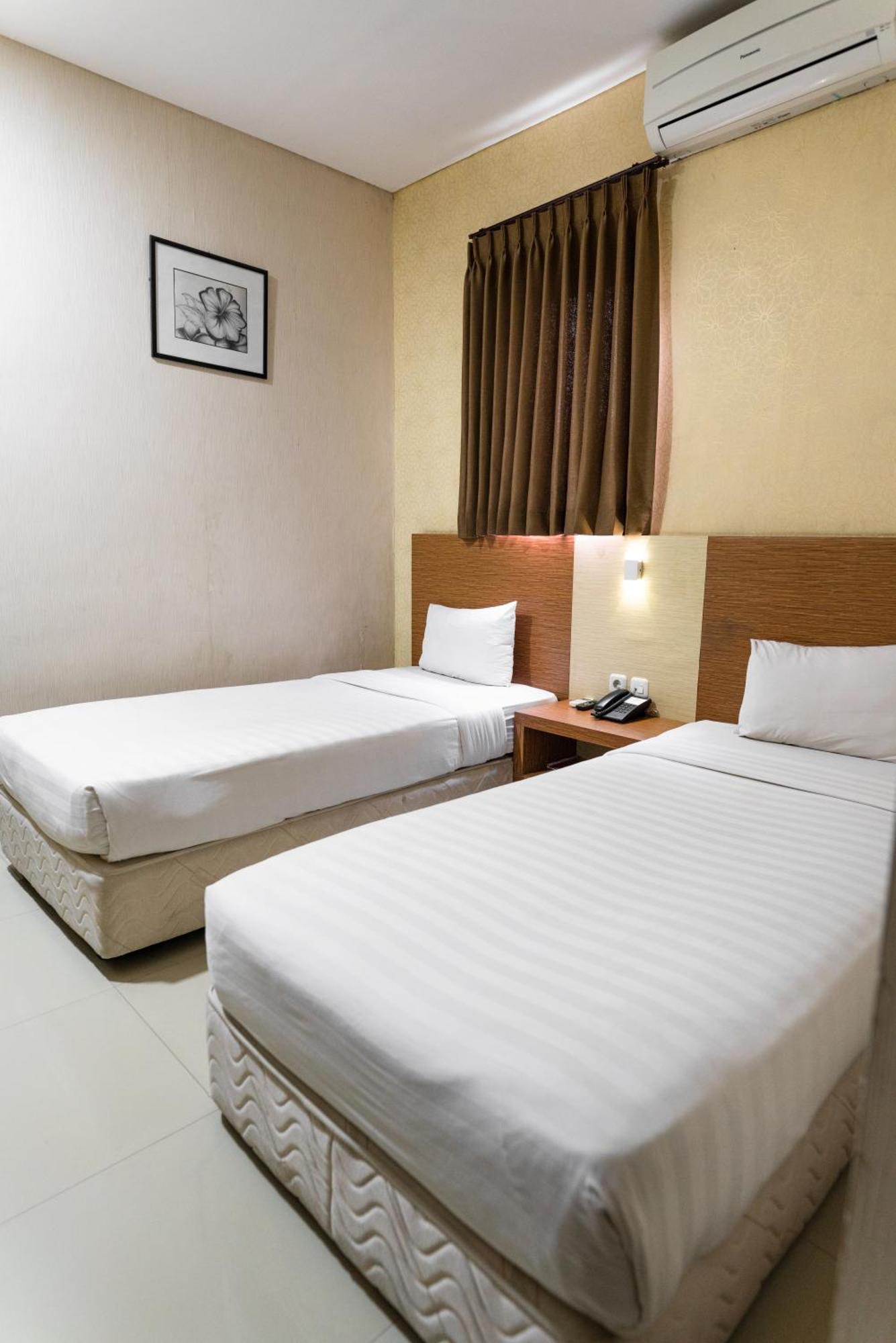 Neo Cempaka Hill Hotel Jembel Εξωτερικό φωτογραφία