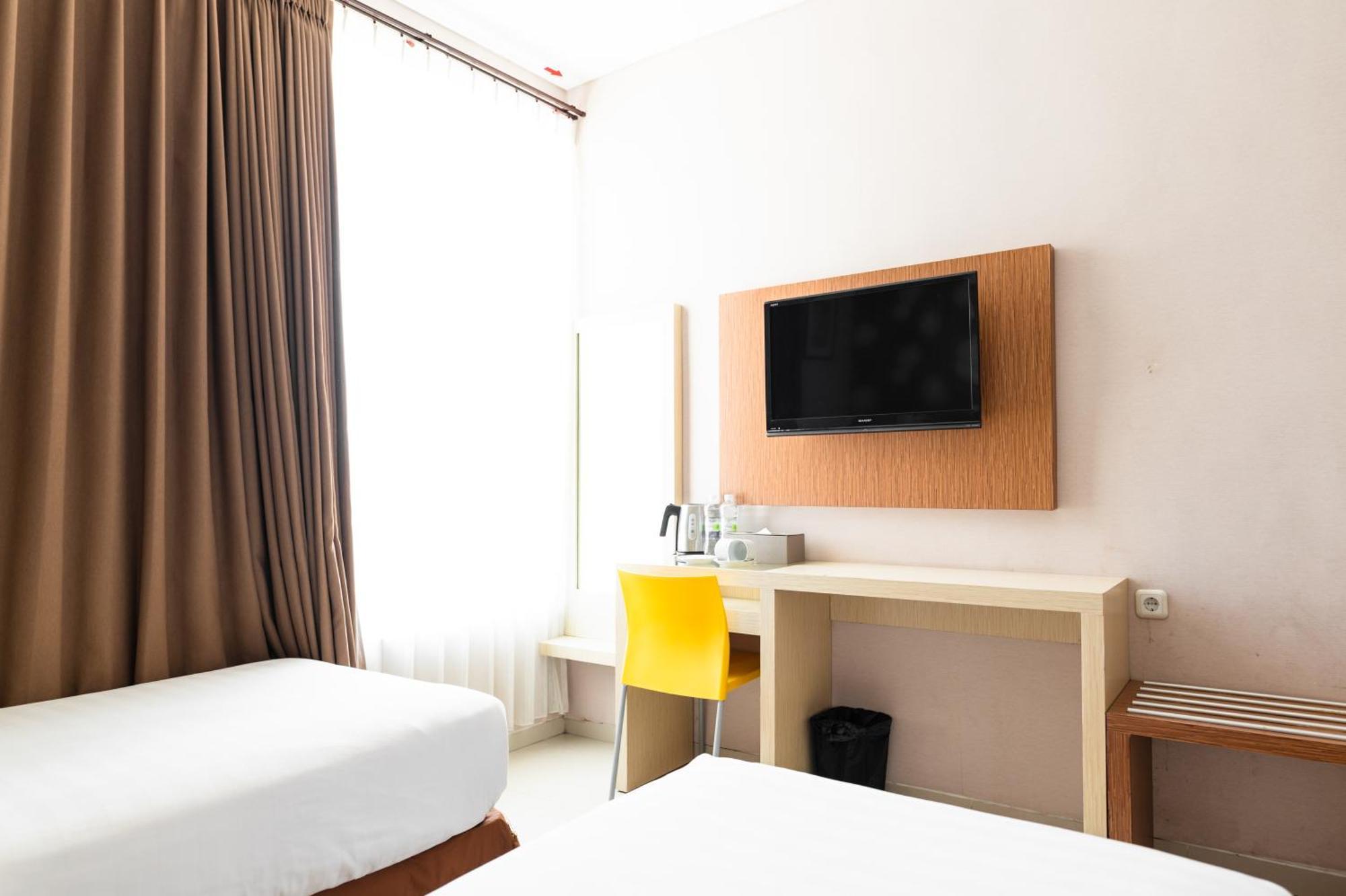 Neo Cempaka Hill Hotel Jembel Εξωτερικό φωτογραφία