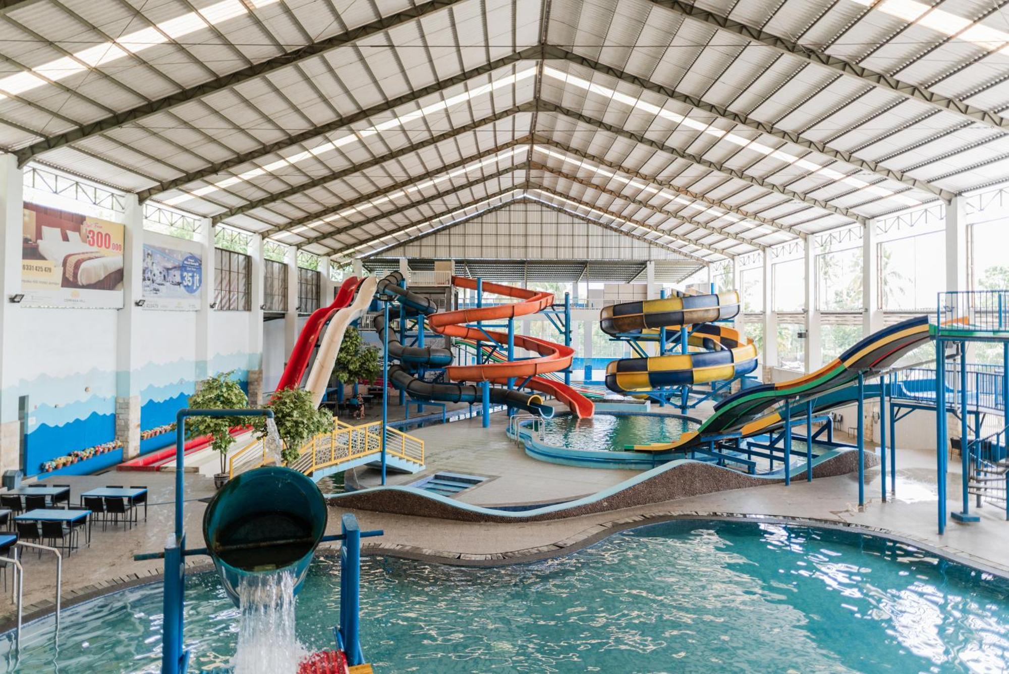 Neo Cempaka Hill Hotel Jembel Εξωτερικό φωτογραφία